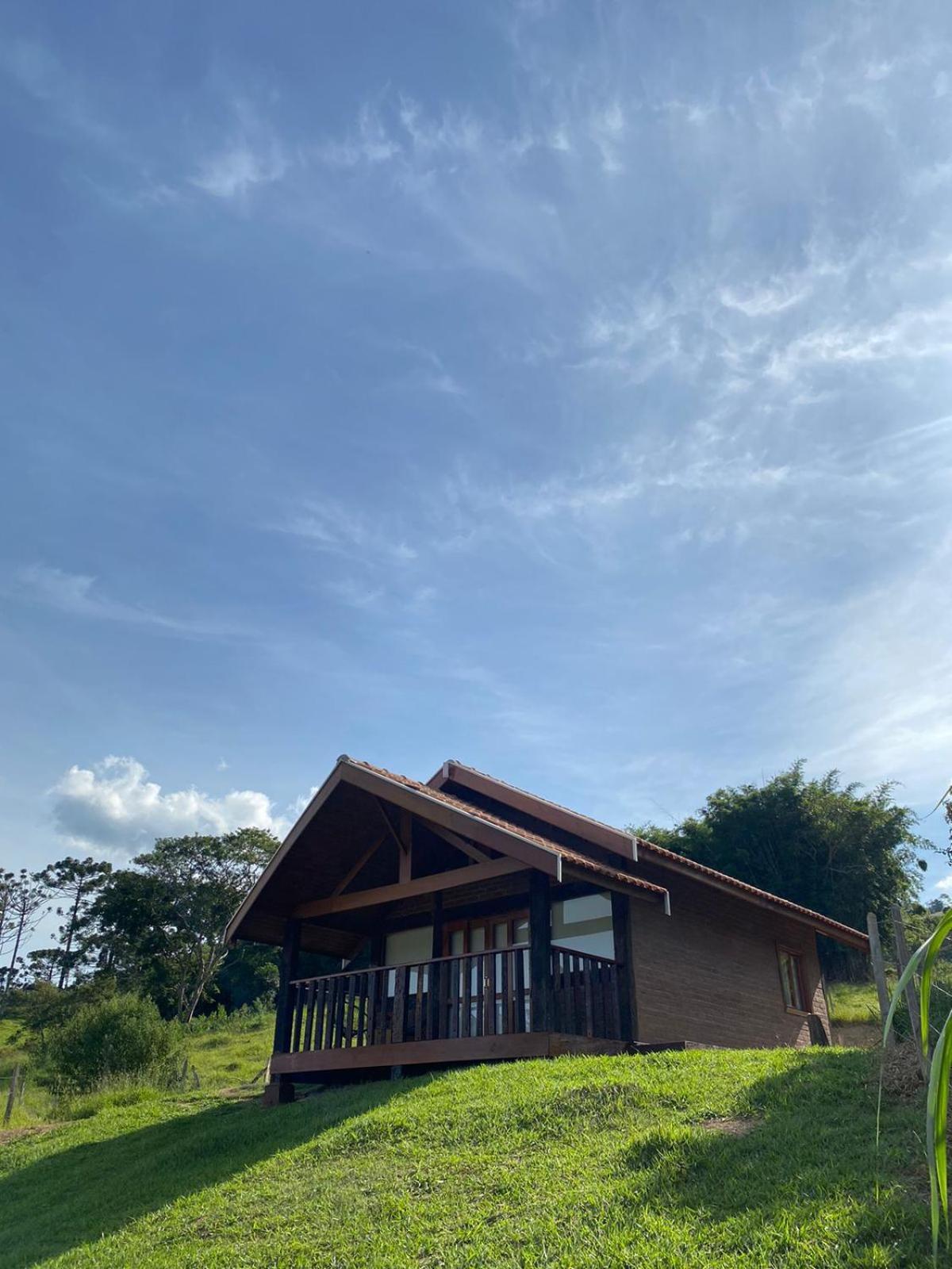 Refugio Dos Pinhais Chalet Sapucai-Mirim
